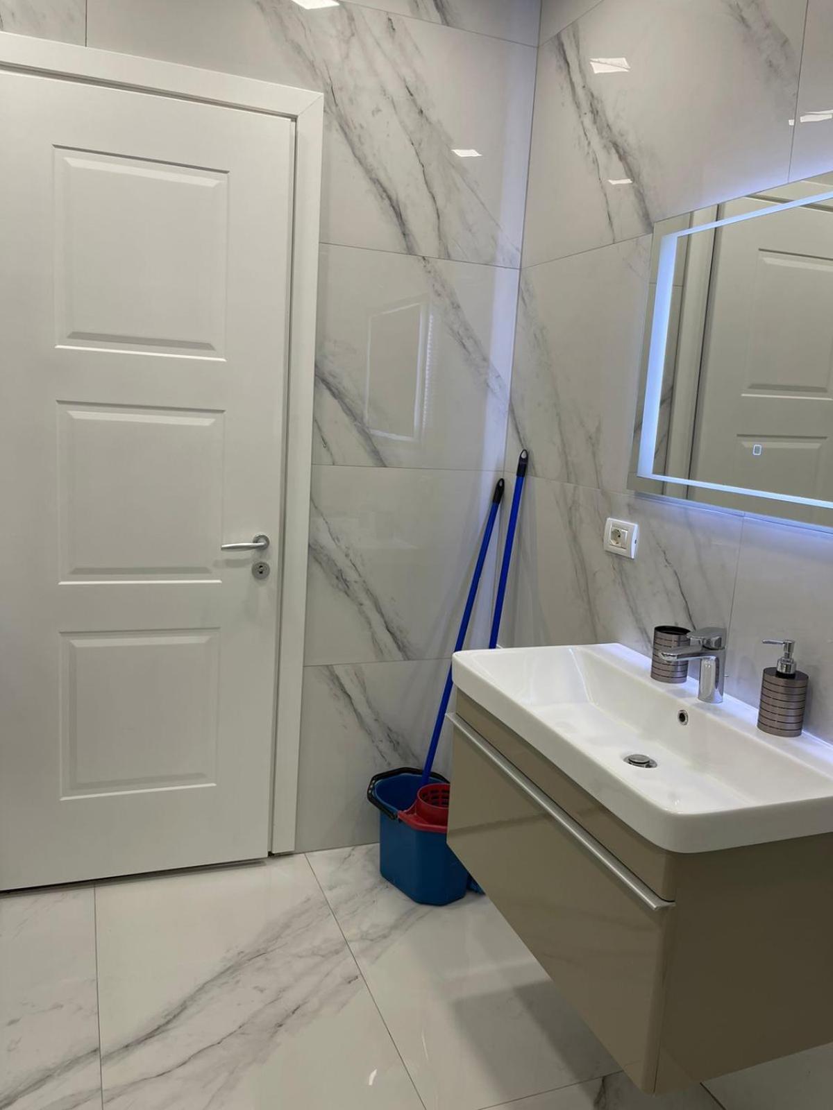 Jur Apartment ドゥラス エクステリア 写真